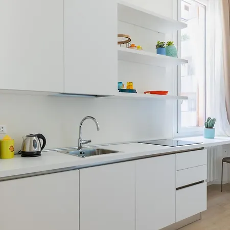 Casa Moderna Vicino A Piazza Aldrovandi * بولونيا