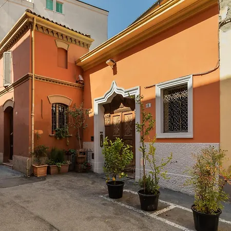 Casa Moderna Vicino A Piazza Aldrovandi Apartman Bologna